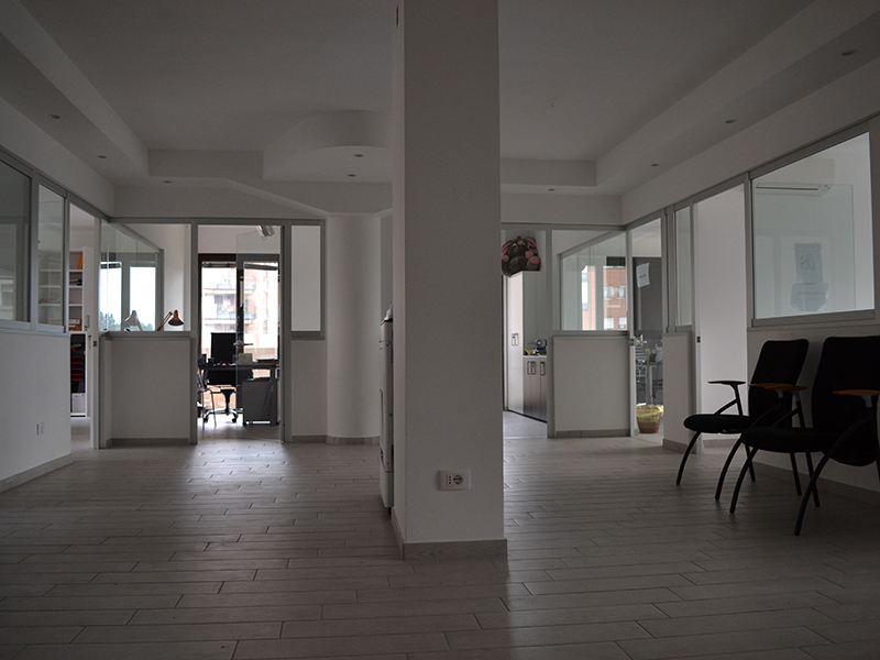 RISTRUTTURAZIONE INTERNA UFFICI